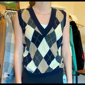 Sweater vest